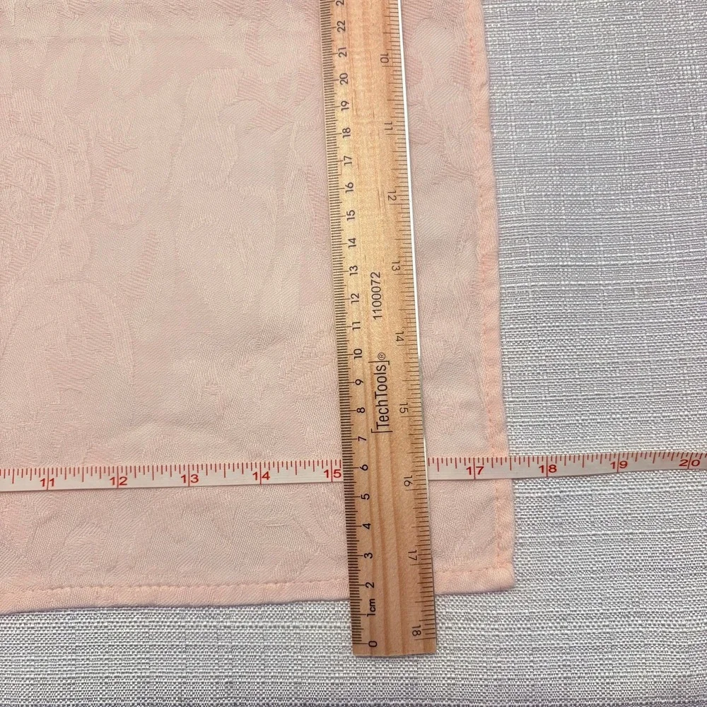 Vintage Necessities Blush Pink Damask Jacquard Dinner Napkins Set of 8 17.5x17.5